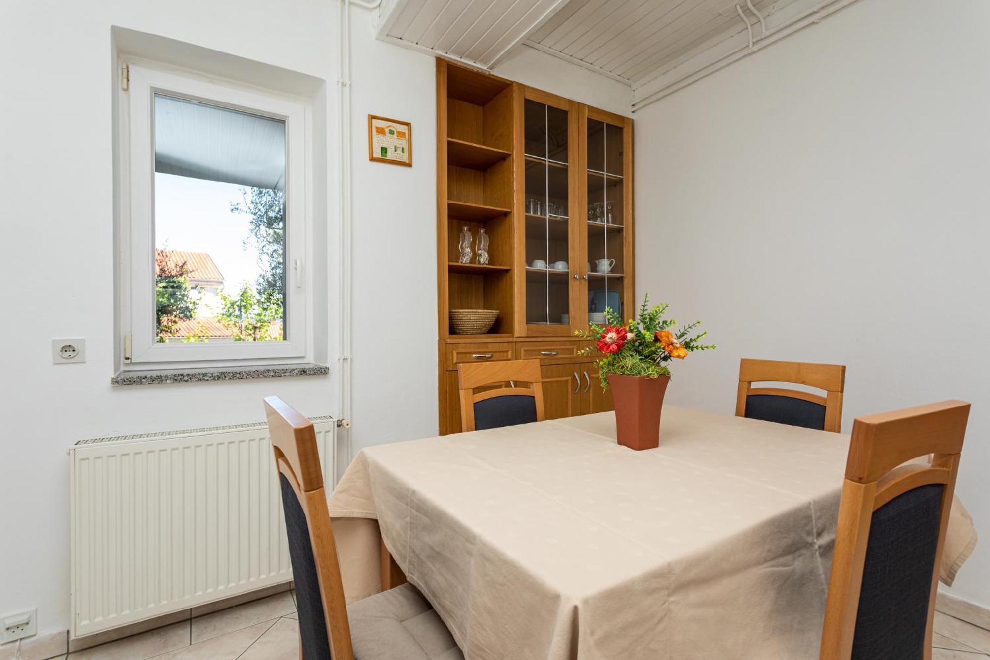 Apartments Villa Ana Krk Town Rom bilde