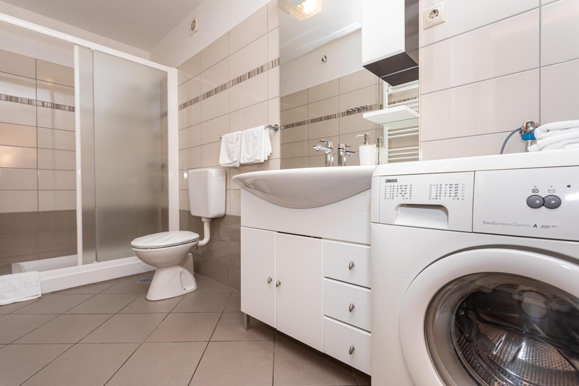 Apartments Villa Ana Krk Town Rom bilde