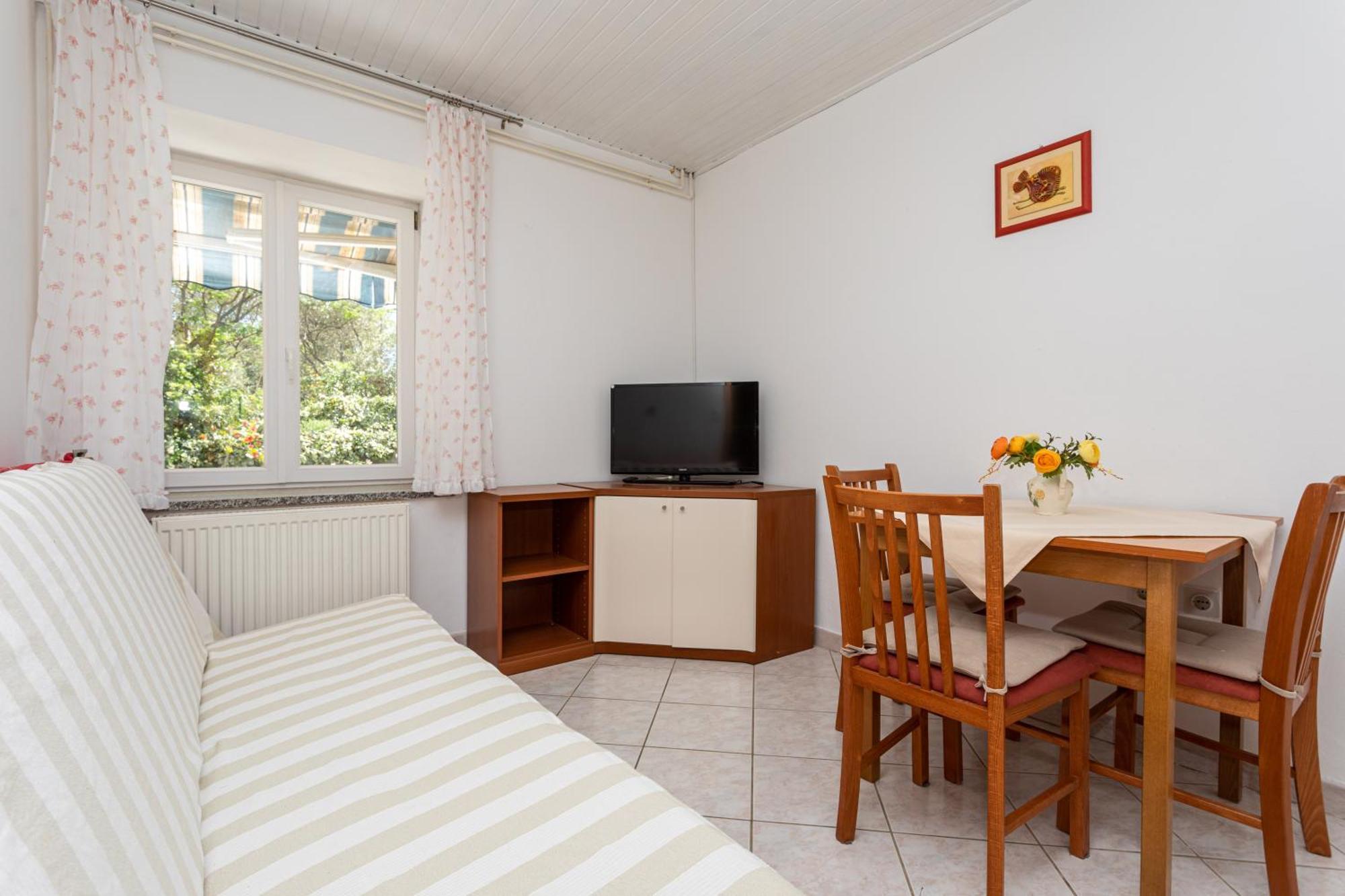 Apartments Villa Ana Krk Town Rom bilde