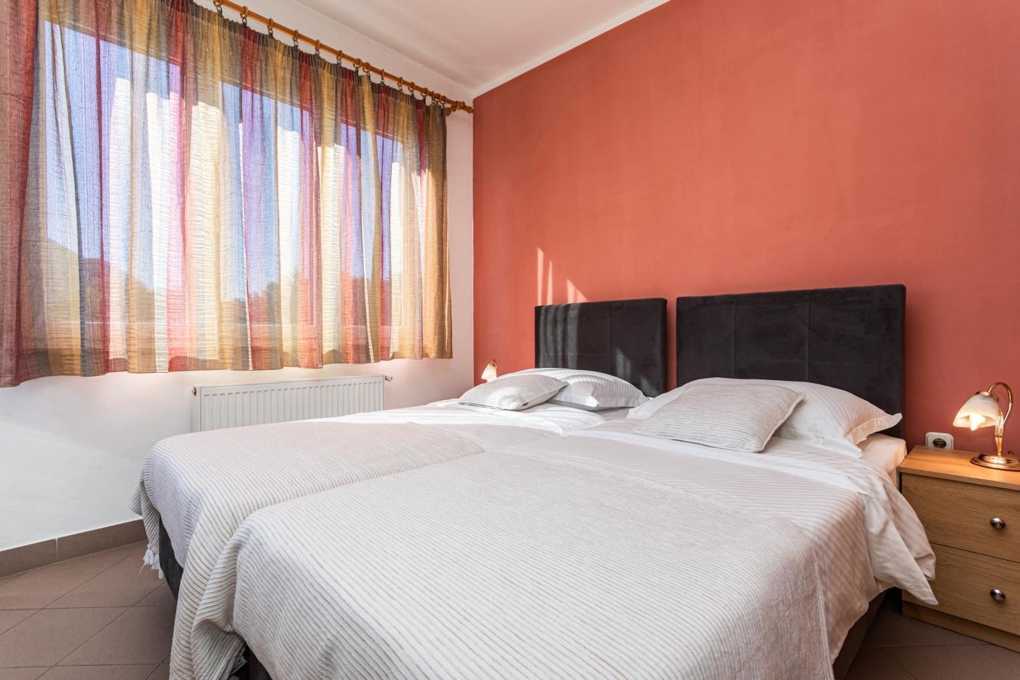 Apartments Villa Ana Krk Town Rom bilde