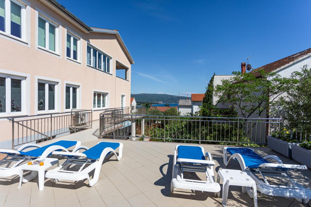 Apartments Villa Ana Krk Town Eksteriør bilde